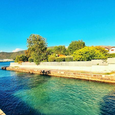 Villa Cecilia Sul Lago Fronte Mare Sperlonga Eksteriør billede
