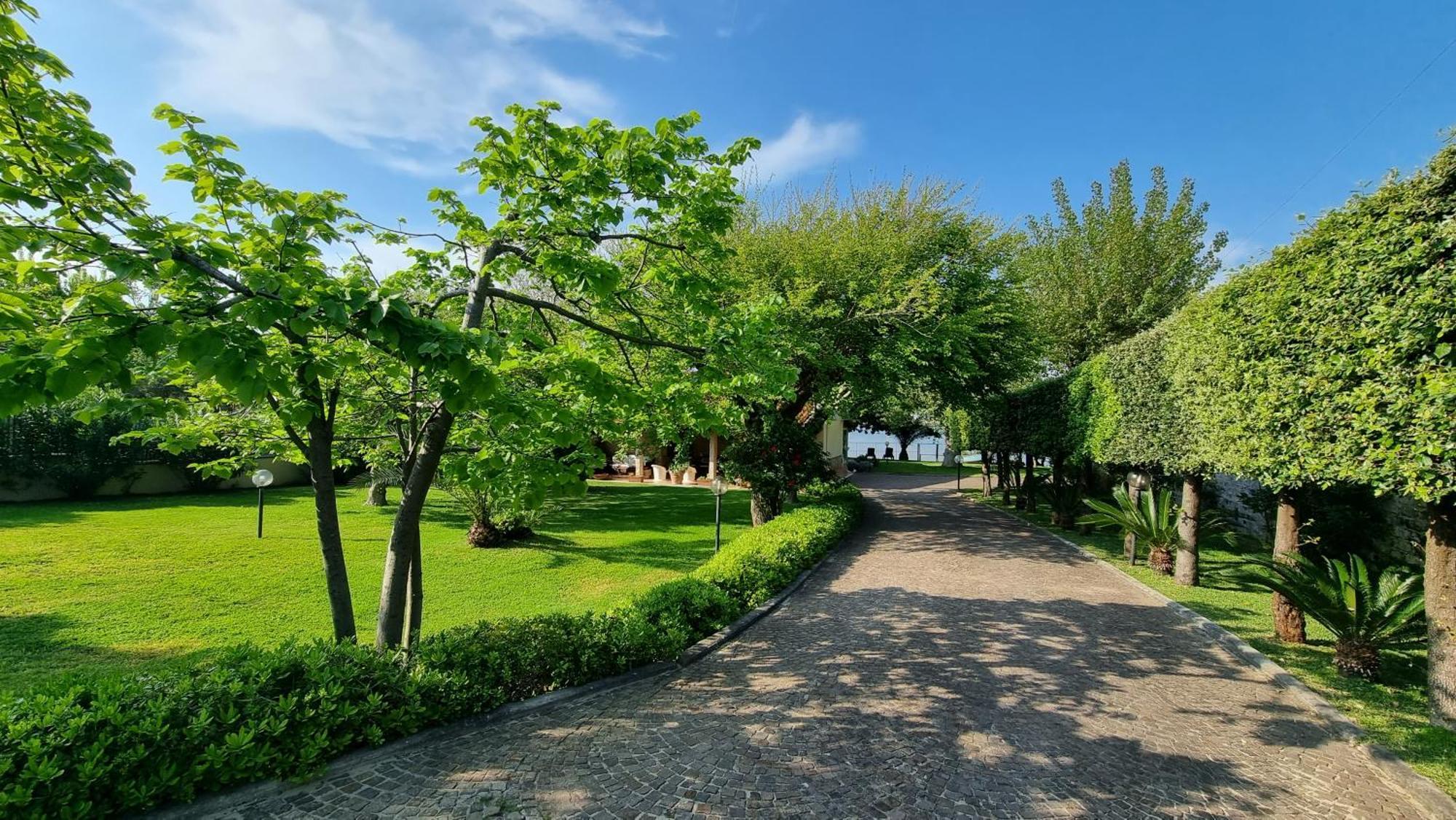 Villa Cecilia Sul Lago Fronte Mare Sperlonga Eksteriør billede