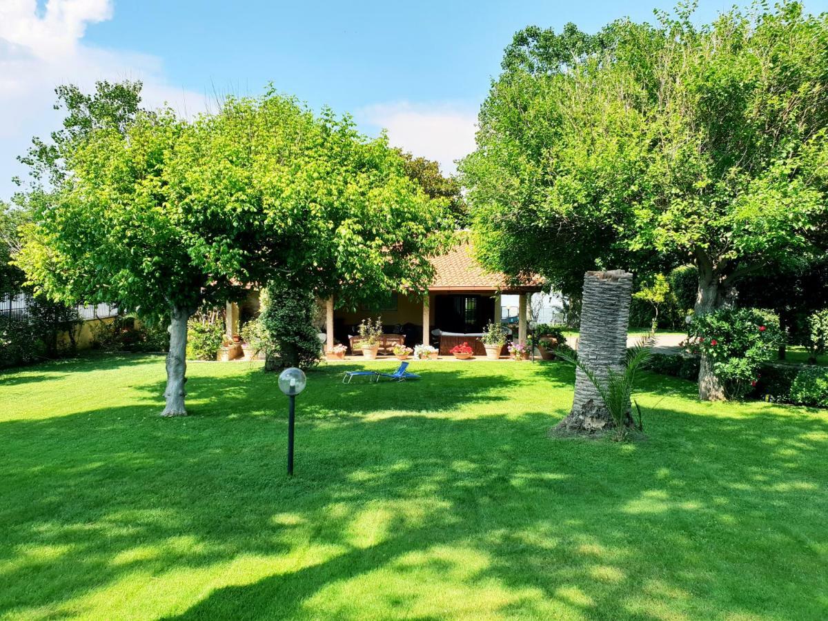 Villa Cecilia Sul Lago Fronte Mare Sperlonga Eksteriør billede